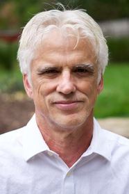 Daniel Lowe