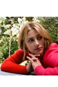 Lili Reinhart