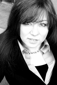 Toni McGee Causey