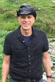 Mitchell Stephens