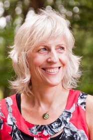Vidyamala Burch