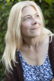 author Lisa Rogak profile image - Click to open Featured Author panel
