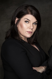 author Karen Kilgariff profile image - Click to open Featured Narrator panel