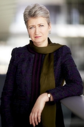 author Lindsey Hilsum profile image - Click to open Featured Author panel