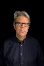 author Jonathan Franzen profile image - Click to open Featured Author panel