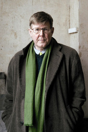 author Alan Bennett profile image - Click to open Featured Author panel