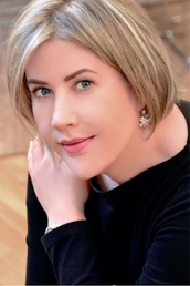 author Sarah Addison Allen profile image - Click to open Featured Author panel
